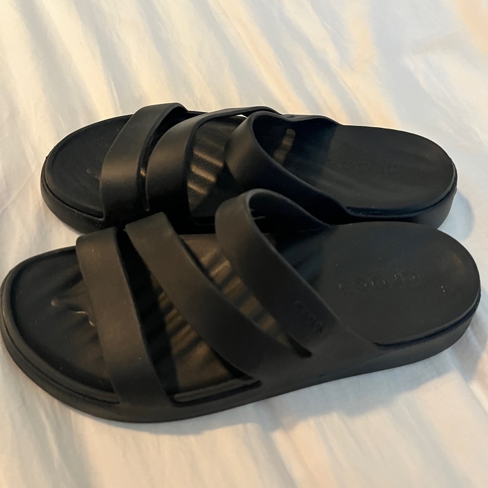 NWOT Crocs Black Splash Strappy Slide Sandals Woman’s size 7 - Picture 3 of 5